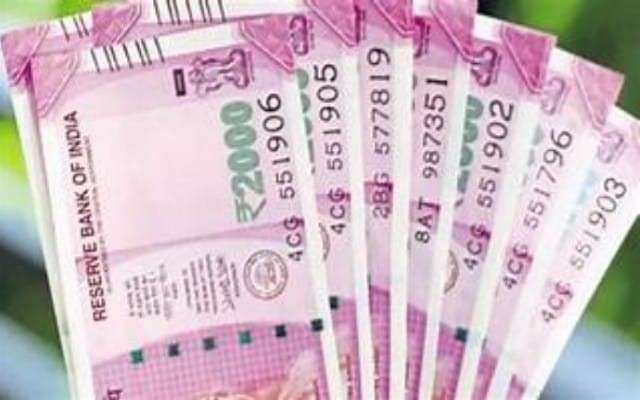 2,000 ರೂಪಾಯಿ ಮುಖಬೆಲೆಯ ನೋಟುಗಳನ್ನು ಬದಲಾಯಿಸಿಕೊಳ್ಳುವುದಕ್ಕೆ ಅಕ್ಟೋಬರ್ 7 ರ ತನಕ ವಿಸ್ತರಣೆ ಮಾಡಲಾಗಿದೆ ಎಂದು ಭಾರತೀಯ ರಿಸರ್ವ್‌ ಬ್ಯಾಂಕ್ ತಿಳಿಸಿದೆ.