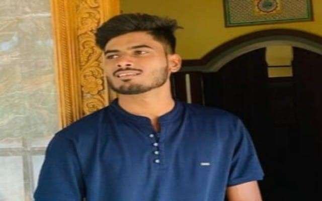 ಪುತ್ತೂರಿನ ಉಪ್ಪಿನಂಗಡಿಯ ಹಿರೇಬಂಡಾಡಿ ನಿವಾಸಿ ಮಹಮ್ಮದ್ ಅಝೀಮ್(21) ಮೃತ ಯುವಕ.