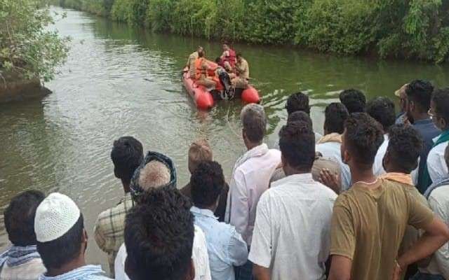 ಆಕಸ್ಮಿಕವಾಗಿ ನಾಲೆಗೆ ಬಿದ್ದು ಒಂದೇ ಕುಟುಂಬದ ಮೂವರು ಸಾವು.