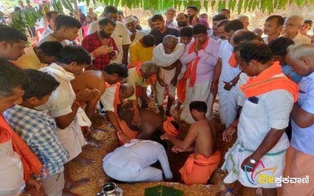 ಪುನರ್ ನಿರ್ಮಾಣ ಮಾಡುತ್ತಿರುವ ಶ್ರೀ ಕಲ್ಲುರ್ಟಿ ದೈವಸ್ಥಾನದ ಭೂಮಿ ಪೂಜಾ ಕಾರ್ಯಕ್ರಮ.
