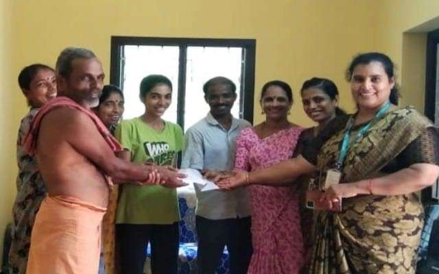 ಸುಗುಣಾ ಶೆಟ್ಟಿ ದುಶ್ಚಟದಿಂದ ಆಗುವ ಅಡ್ಡ ಪರಿಣಾಮ ಬಗ್ಗೆ ತಿಳಿ ಹೇಳಿ ಮಗಳ ಮದುವೆಯ ನಿಮಿತ್ತ ನಡೆಯುವ ಕಾರ್ಯಕ್ರಮದಲ್ಲಿ ಮದ್ಯಪಾನ ಕಾರ್ಯಕ್ರಮ ಮಾಡದಂತೆ ಮನವಿಪತ್ರ ನೀಡಿದರು.
