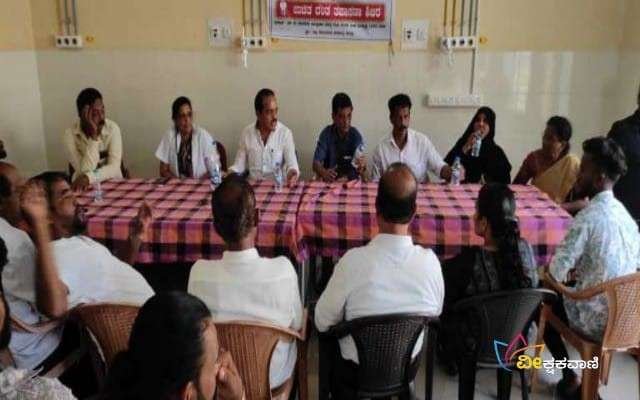 ಶಾಸಕ ಅಶೋಕ್ ರೈ ಅವರು ವಿಟ್ಲ ಸಮುದಾಯ ಆರೋಗ್ಯ ಕೇಂದ್ರಕ್ಕೆ ಭೇಟಿ ನೀಡಿದರು.