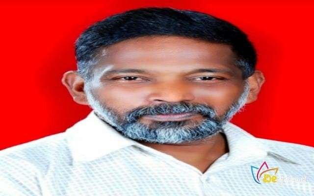 ಸಾಹಿತಿ ಶೇಖರ್ ಅಜೆಕಾರು (54) ಅವರು ಅ.31ರಂದು ಹೃದಯಾಘಾತದಿಂದ ನಿಧನ ಹೊಂದಿದರು.