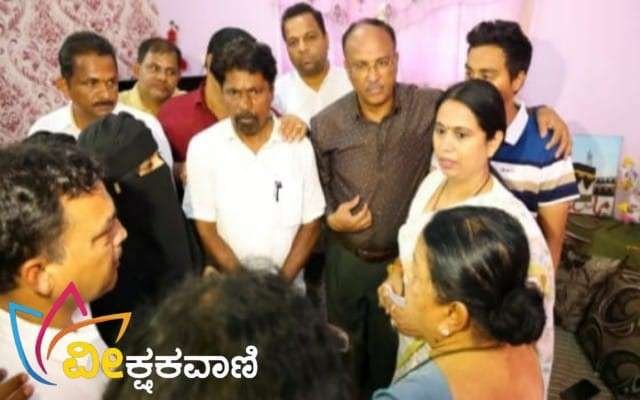 ಸಚಿವೆ ಲಕ್ಷ್ಮೀ ಹೆಬ್ಬಾಳ್ಕರ್ ಅವರು ಕೃತ್ಯ ನಡೆದ ನೇಜಾರು ತೃಪ್ತಿನಗರದ ಮನೆಗೆ ಆಗಮಿಸಿ, ನೂರ್ ಮೊಹಮ್ಮದ್ ಕುಟುಂಬಕ್ಕೆ ಸಾಂತ್ವಾನ ಹೇಳಿದರು.