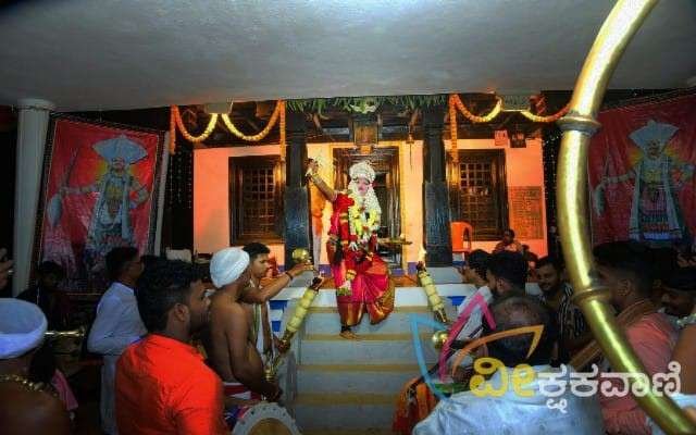 ಇಷ್ಟ ದೇವತೆ ನೇಮ ನಡೆಯಿತು