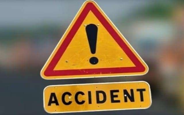 ಡಿವೈಡರ್ ಗೆ ಬೈಕ್ ಡಿಕ್ಕಿ ಹೊಡೆದು ಸವಾರ ಸಾವು