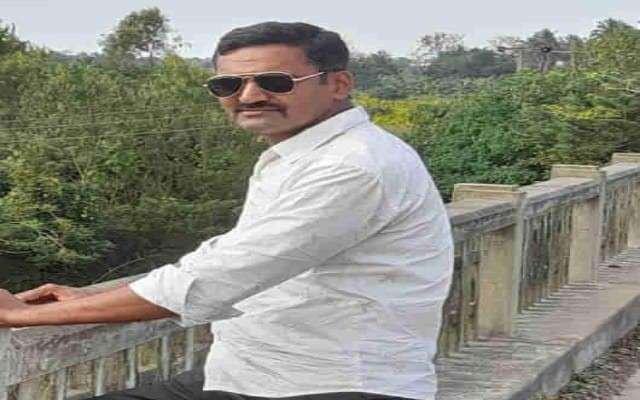 ಸಕಲೇಶಪುರದಲ್ಲಿ 112 ಪೊಲೀಸ್ ವಾಹನದ ಚಾಲಕನಾಗಿ ಸೋಮಶೇಖರ್ ಕರ್ತವ್ಯ ನಿರ್ವಹಿಸುತ್ತಿದ್ದರು.