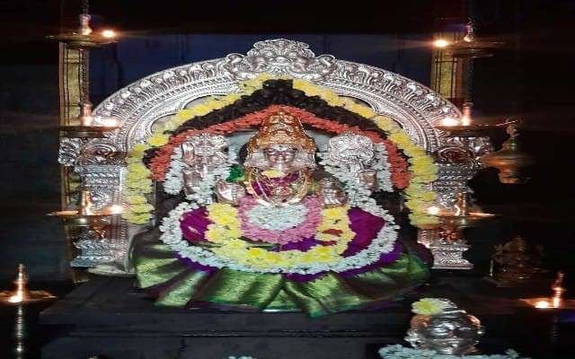 ಬಂಗ್ರಮಜೇಶ್ವರ ಶ್ರೀ ಕಾಳಿಕಾಪರಮೇಶ್ವರಿ ದೇವಸ್ಥಾನದಲ್ಲಿ ನಡೆಯುತ್ತಿರುವ ಧನುರ್ಮಾಸ ಪೂಜೆ