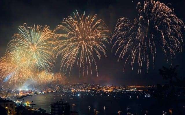 ಹೊಸ ವರ್ಷದ ಸಂಭ್ರಮಾಚರಣೆ