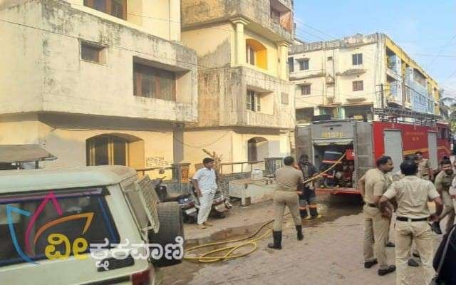 ಉಪ್ಪಳ ಪ್ಲಾಟ್‌ನಲ್ಲಿ ಆಕಸ್ಮಿಕ ಅಗ್ನಿ ದುರಂತ