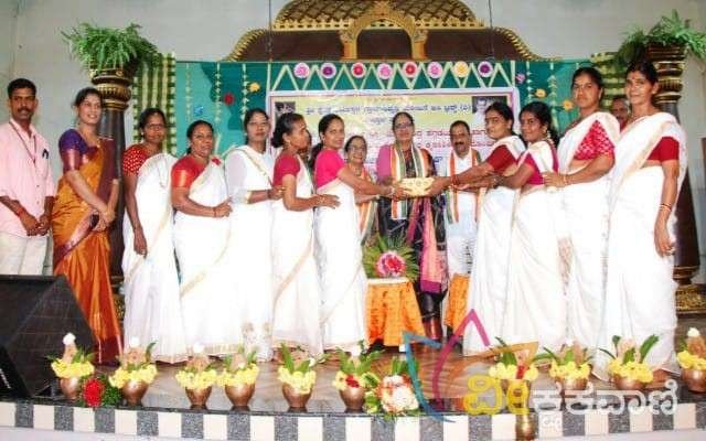 ಬಂಟ್ವಾಳ ಮಂಜುನಾಥಶ್ವರ ಕಲ್ಯಾಣ ಮಂಟಪದಲ್ಲಿ ನಡೆದ ಕಾರ್ಯಕ್ರಮ.
