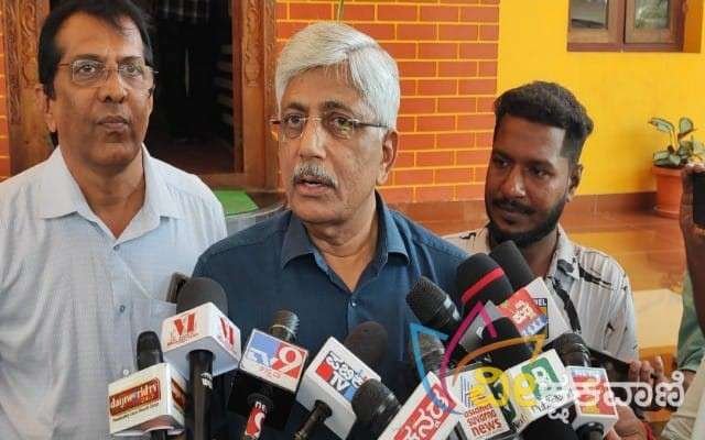 ಕರ್ನಾಟಕ ಹಿಂದುಳಿದ ವರ್ಗಗಳ ಆಯೋಗದ ನಿಕಟಪೂರ್ವ ಅಧ್ಯಕ್ಷ ಕೆ.ಜಯಪ್ರಕಾಶ್ ಹೆಗ್ಡೆ