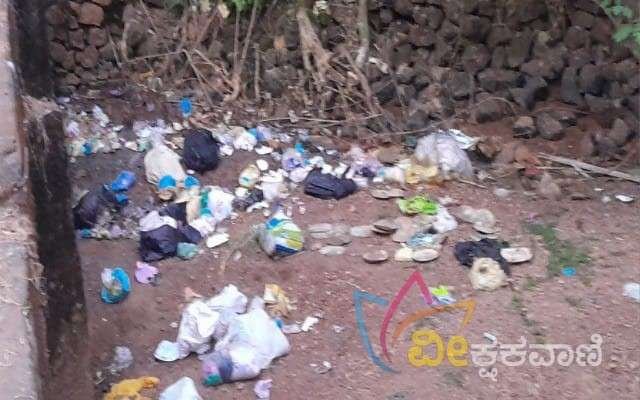 ಕುಬಣೂರು ಸಹಿತ ದೇರ್ಜಾಲ್ ಹೊಳೆಯಲ್ಲಿ ತ್ಯಾಜ್ಯ