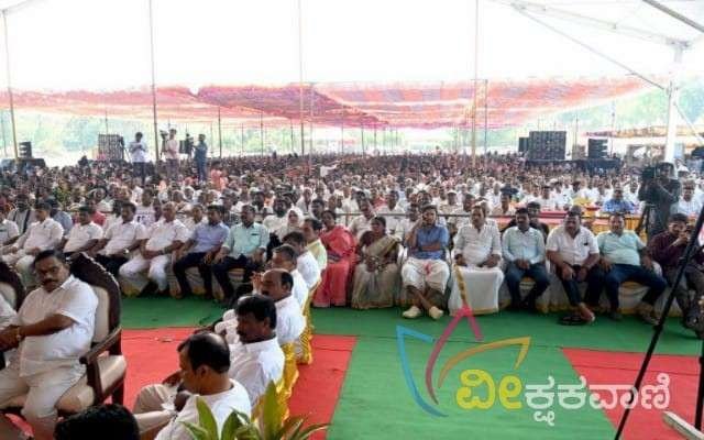 ಬಂಟ್ವಾಳ ತಾಲೂಕು ವ್ಯಾಪ್ತಿಯ ಗ್ಯಾರಂಟಿ ಫಲಾನುಭವಿಗಳ ಸಮಾವೇಶದಲ್ಲಿ ಸಭೆ.