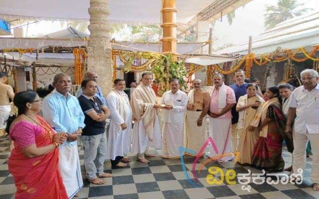 ಸರ್ವಧರ್ಮ ಸಮಿತಿ ತೊಟ್ಟಂ ಇದರ ಸದಸ್ಯರು ವಡಭಾಂಡೇಶ್ವರ ಬಲರಾಮ ದೇವಸ್ಥಾನಕ್ಕೆ ಭೇಟಿ ನೀಡಿ ಸೌಹಾರ್ದತೆಯ ಸಂದೇಶವನ್ನು ವಿನಿಮಯ ಮಾಡಿಕೊಂಡರು.