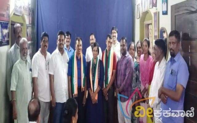 ಬಿಜೆಪಿ ಬೆಂಬಲಿತ ಗ್ರಾಮ ಪಂಚಾಯತ್ ಸದಸ್ಯೆ ಸಹಿತ ಹಲವರು ಕಾಂಗ್ರೆಸ್ ಸೇರ್ಪಡೆ